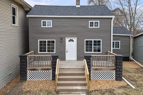 1906 E 13th St, Davenport, IA 52803