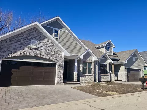 13138 S Lake Mary Dr, Plainfield, IL 60585