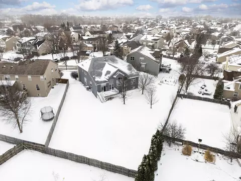 View/Area - 9 Greyshire Ct, Algonquin, IL 60102 photo 2 of 2