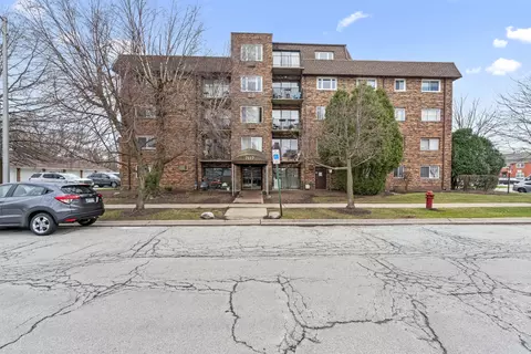 7117 W 93rd St #306, Oak Lawn, IL 60453
