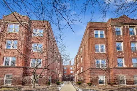 3450 N Janssen Ave #1B, Chicago, IL 60657