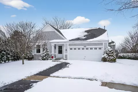 2661 Stanton Cir, Lake In The Hills, IL 60156