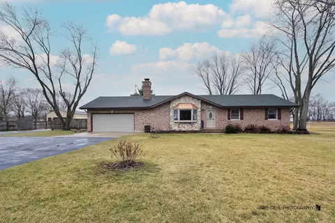 3409 Chukar Pl, Woodstock, IL 60098