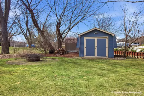 Exterior - 3114 Riverstream Dr, Mchenry, IL 60050 photo 6 of 10