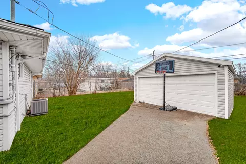 Exterior - 16145 Hermitage Ave, Markham, IL 60428 photo 3 of 4