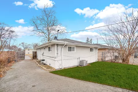 Exterior - 16145 Hermitage Ave, Markham, IL 60428 photo 4 of 4