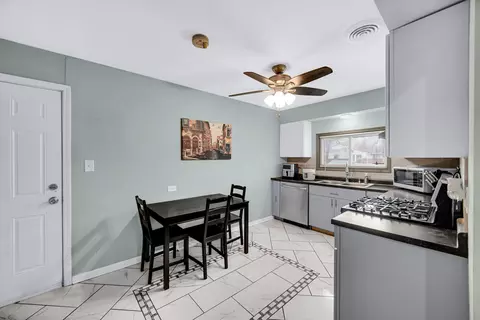 Kitchen - 16145 Hermitage Ave, Markham, IL 60428 photo 1 of 3