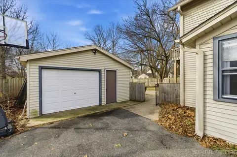 Exterior - 622 Spring St, Batavia, IL 60510 photo 2 of 7