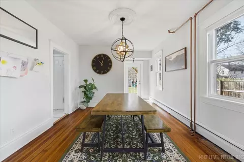 Dining - 622 Spring St, Batavia, IL 60510 photo 1 of 2