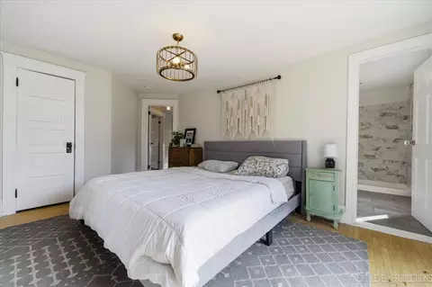 Bedroom - 622 Spring St, Batavia, IL 60510 photo 4 of 6
