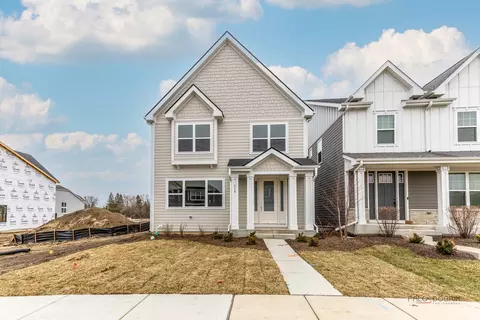 113 Roman Ln, Hawthorn Woods, IL 60047