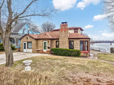226 Clay St, Ottawa, IL 61350