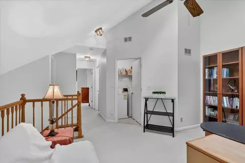 Entry Way - 217 New Bridge Ct, Palatine, IL 60067 photo 5 of 5