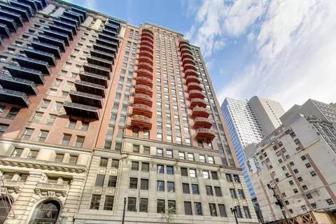 208 W Washington St #1913, Chicago, IL 60606
