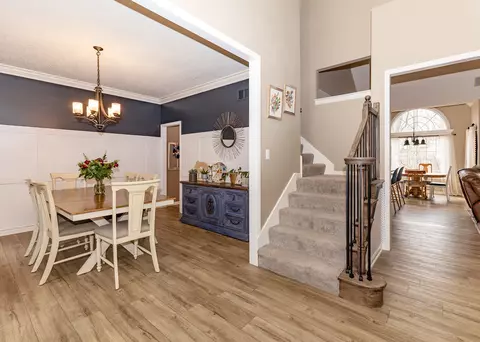 Entry Way - 3305 11th St, Moline, IL 61265 photo 2 of 2