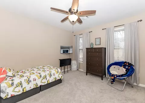Bedroom - 3305 11th St, Moline, IL 61265 photo 9 of 10