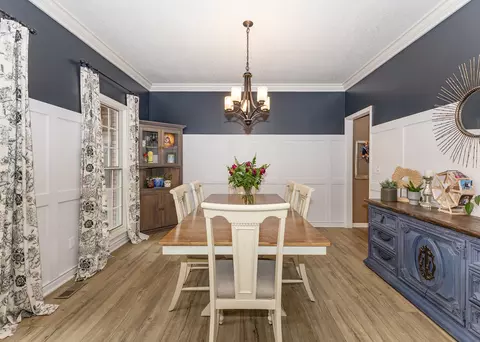 Dining - 3305 11th St, Moline, IL 61265 photo 1 of 2