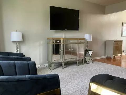 Living - 109 Suelynn Dr, Normal, IL 61761 photo 2 of 6