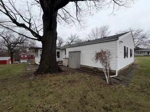 Exterior - 5563 Stone Rd, Clinton, IL 61727 photo 10 of 10