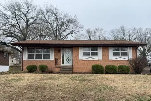 1816 Duncan Ave, Swansea, IL 62226