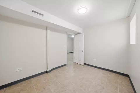 Bedroom - 5809 S Sangamon St, Chicago, IL 60621 photo 10 of 10