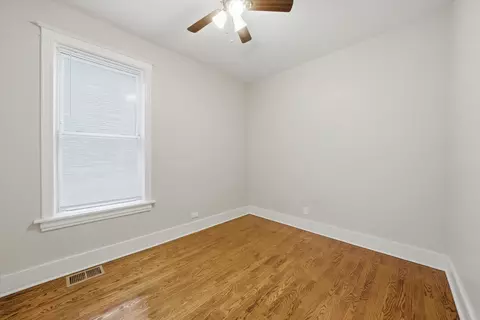 Bedroom - 5809 S Sangamon St, Chicago, IL 60621 photo 2 of 10