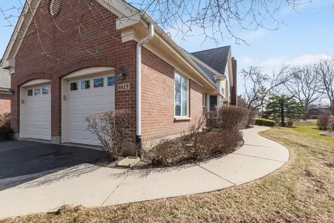 4429 4 Winds Ln, Northbrook, IL 60062