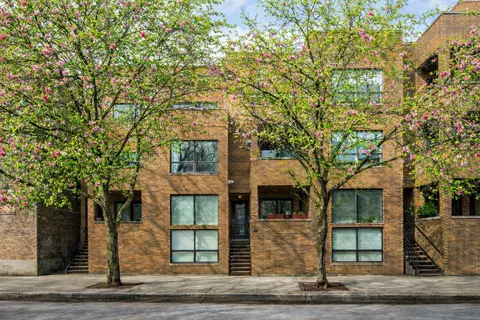 4648 N Winthrop Ave #2A, Chicago, IL 60640