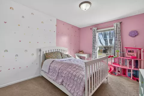Bedroom - 14 Devonshire Cir, Elgin, IL 60123 photo 2 of 2