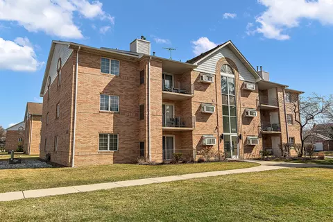 3024 Matthew Ln #C-2, Homewood, IL 60430