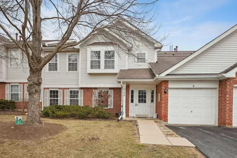 323 Sheffield Ct #5, Roselle, IL 60172