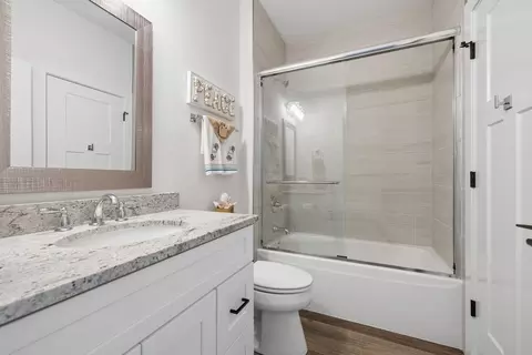 Bath - 8801 Willow Ln, Mokena, IL 60448 photo 3 of 3