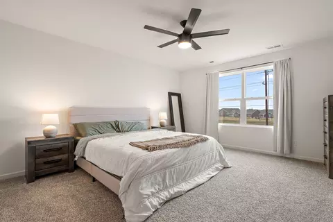 Bedroom - 10550 Azalea Dr, Crown Point, IN 46307 photo 2 of 4
