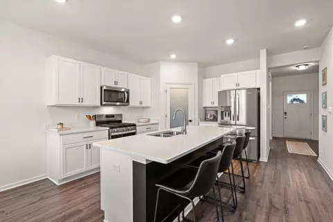 Kitchen - 10550 Azalea Dr, Crown Point, IN 46307 photo 2 of 5
