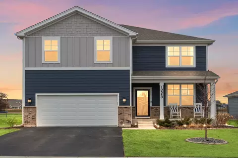 10550 Azalea Dr, Crown Point, IN 46307