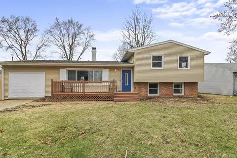 1813 Winchester Dr, Champaign, IL 61821