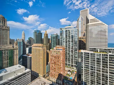 View/Area - 8 E Randolph St #1208, Chicago, IL 60601 photo 2 of 3