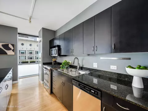 Kitchen - 8 E Randolph St #1208, Chicago, IL 60601 photo 3 of 3
