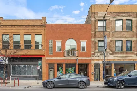 2321 N Milwaukee Ave #3, Chicago, IL 60647