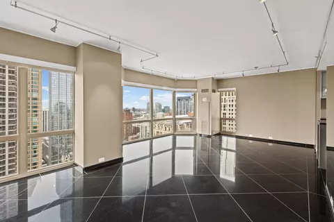 Living - 100 E Huron St #2301, Chicago, IL 60611 photo 1 of 5