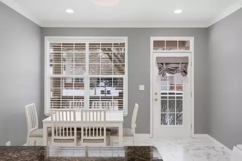 Dining - 829 Linden Cir, Hoffman Estates, IL 60169 photo 2 of 3