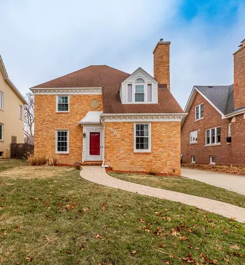 803 S Vine Ave, Park Ridge, IL 60068