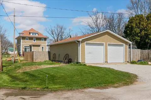 Exterior - 302 E Main St, Colfax, IL 61728 photo 4 of 4