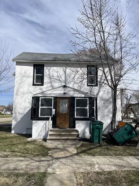 102 E Stanton St, Streator, IL 61364