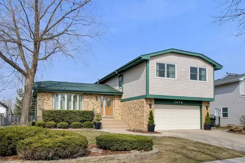 1474 Haar Ln, Elk Grove Village, IL 60007