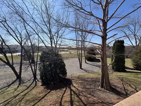 Exterior - 615 Mallard Ct #C2, Bartlett, IL 60103 photo 5 of 7