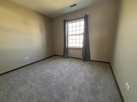 Bedroom - 615 Mallard Ct #C2, Bartlett, IL 60103 photo 1 of 4