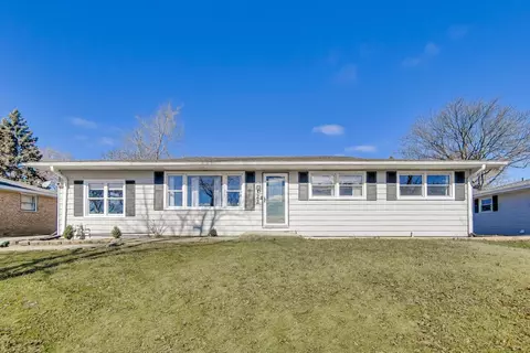 122 59th St, Willowbrook, IL 60527