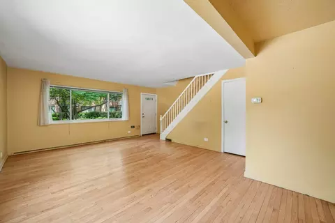 Living - 746 Dodge Ave, Evanston, IL 60202 photo 1 of 3