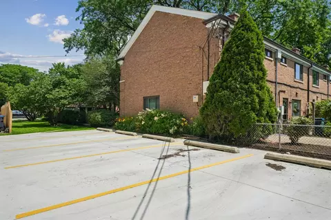 Exterior - 746 Dodge Ave, Evanston, IL 60202 photo 4 of 6